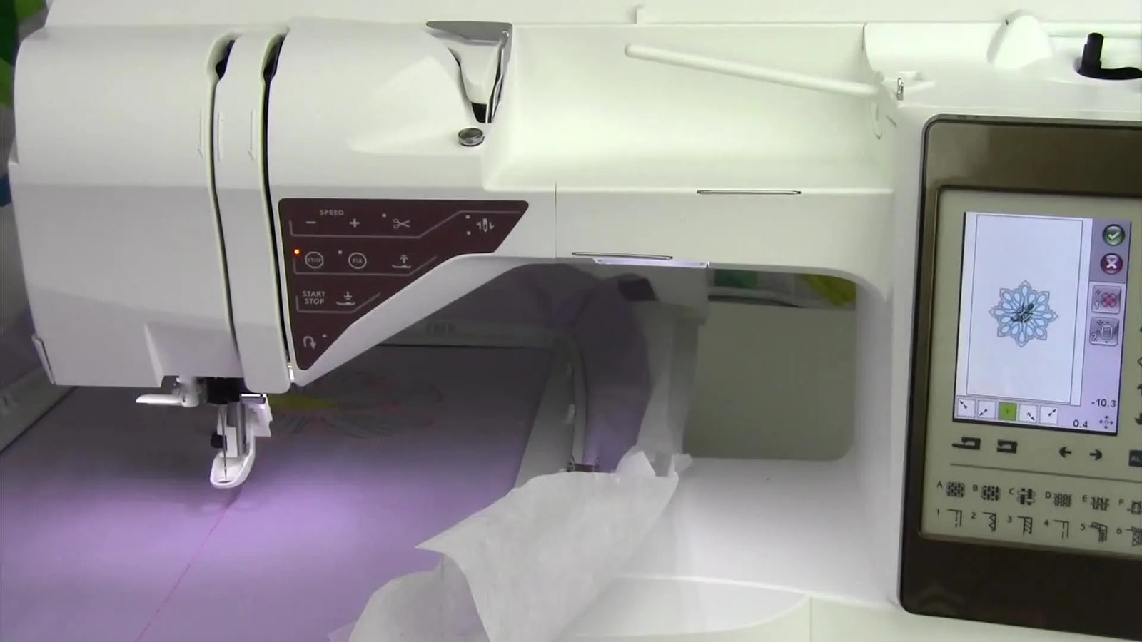Topaz 50 Design Combos That Don’t Crash Into Your Last Stitch: Center a Monogram, Trace Placement, and Skip the Fill