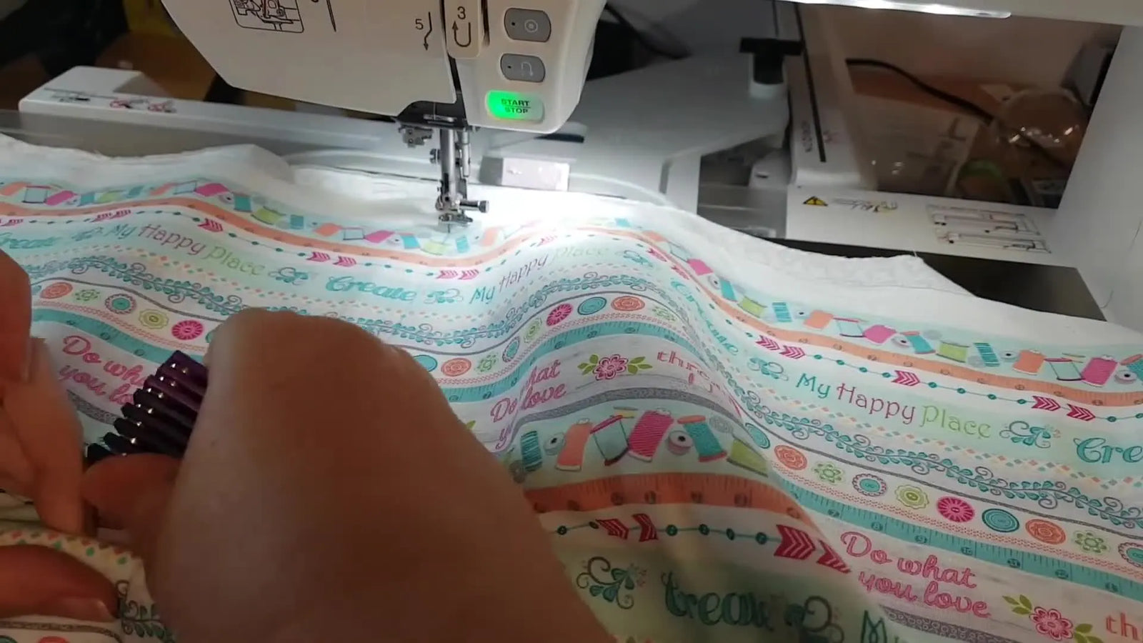 Continuous Border Quilting on a Janome Horizon: The “Drop-in-the-Hole” Alignment That Makes Re-Hooping Feel Effortless