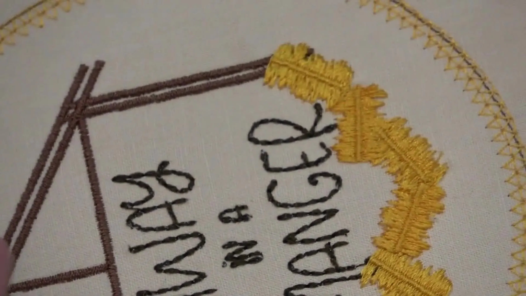 A close-up of the finished ornament’s hay area, showing fully fluffed 3D fringe texture.