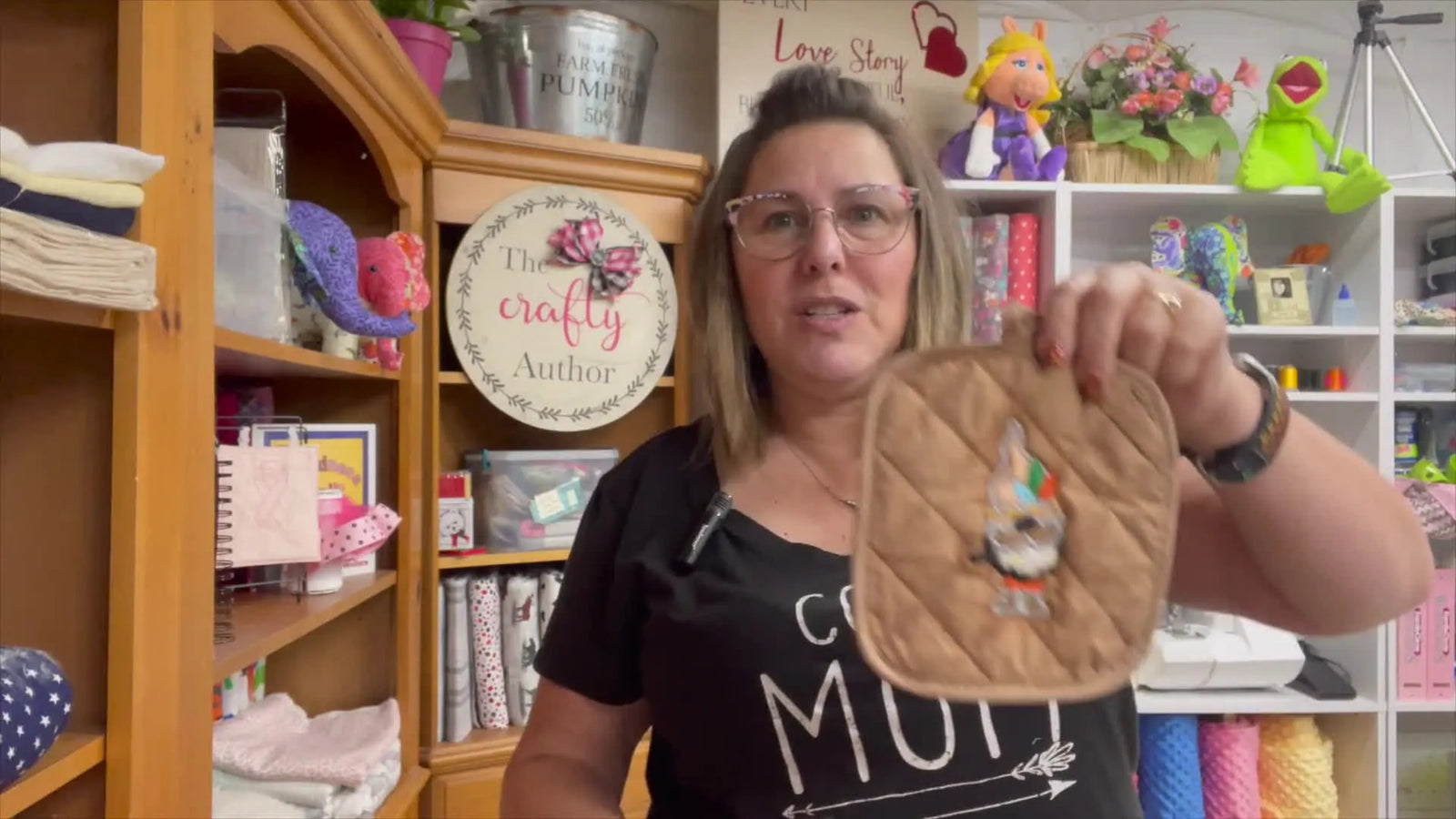 Float a Dollar Tree Oven Mitt on a Ricoma 10-Needle—Clean Appliqué, Fewer Headaches, and a Backside You’re Proud Of