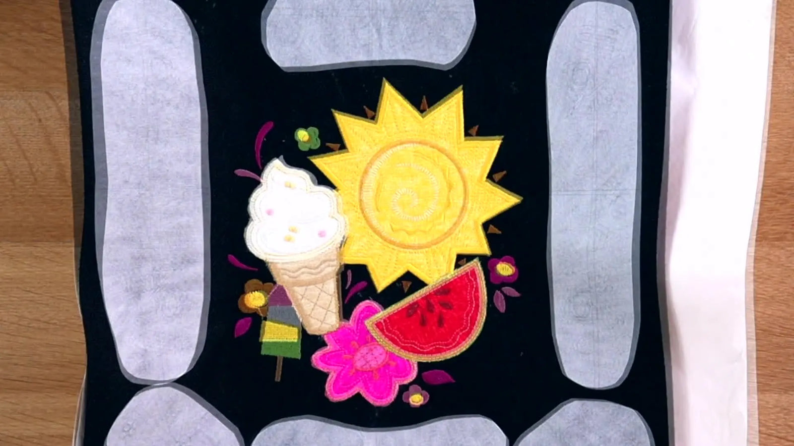 Summer Garden Flag Appliqué That Actually Lines Up: Sticky Stabilizer + Templates Without the Usual Headaches (PK10019)