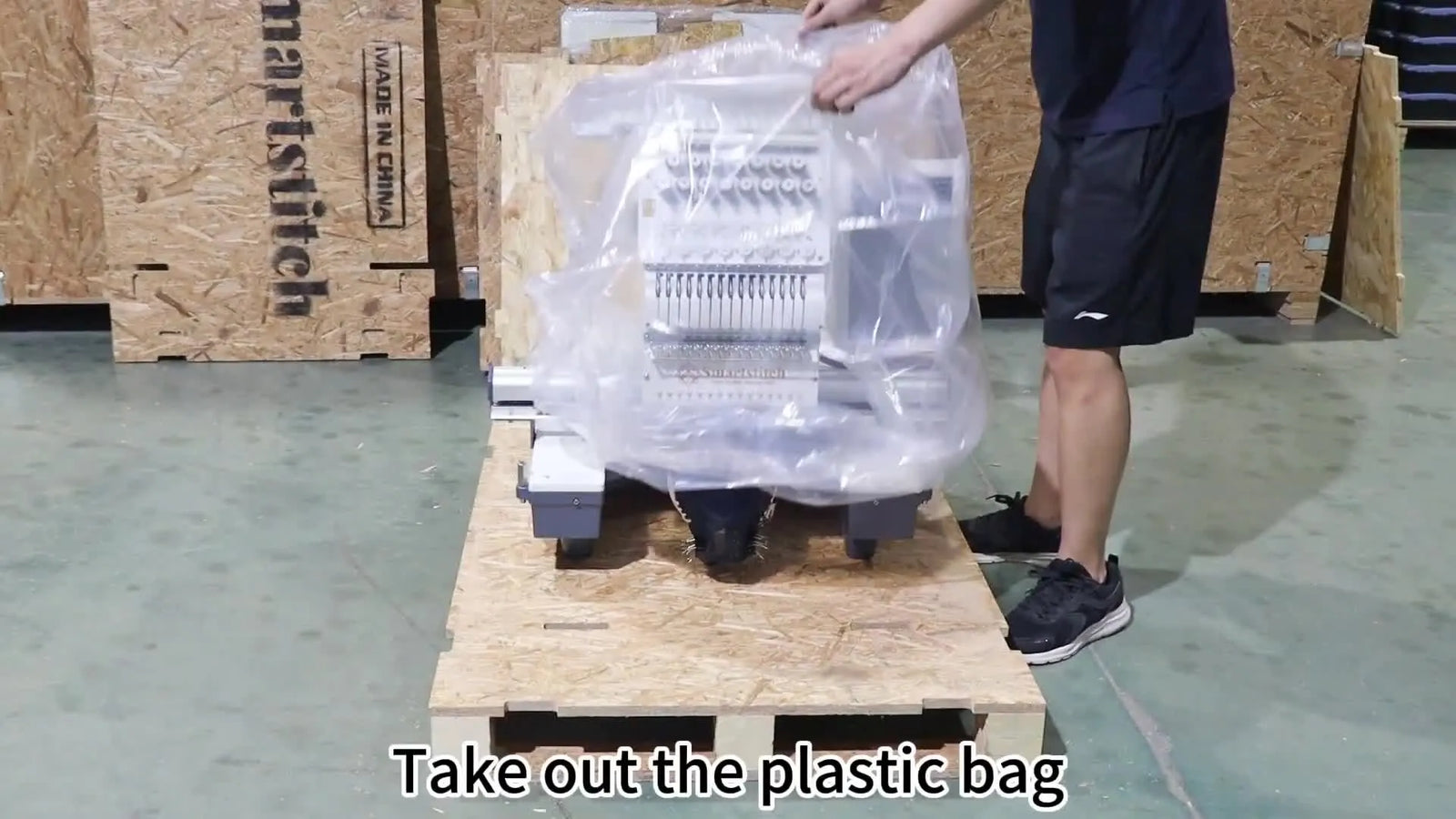 Uncrating a Smartstitch Single Head Embroidery Machine Without Panic: The Safe Sequence, the Full Inventory, and the “Don’t-Ruin-It” Checks
