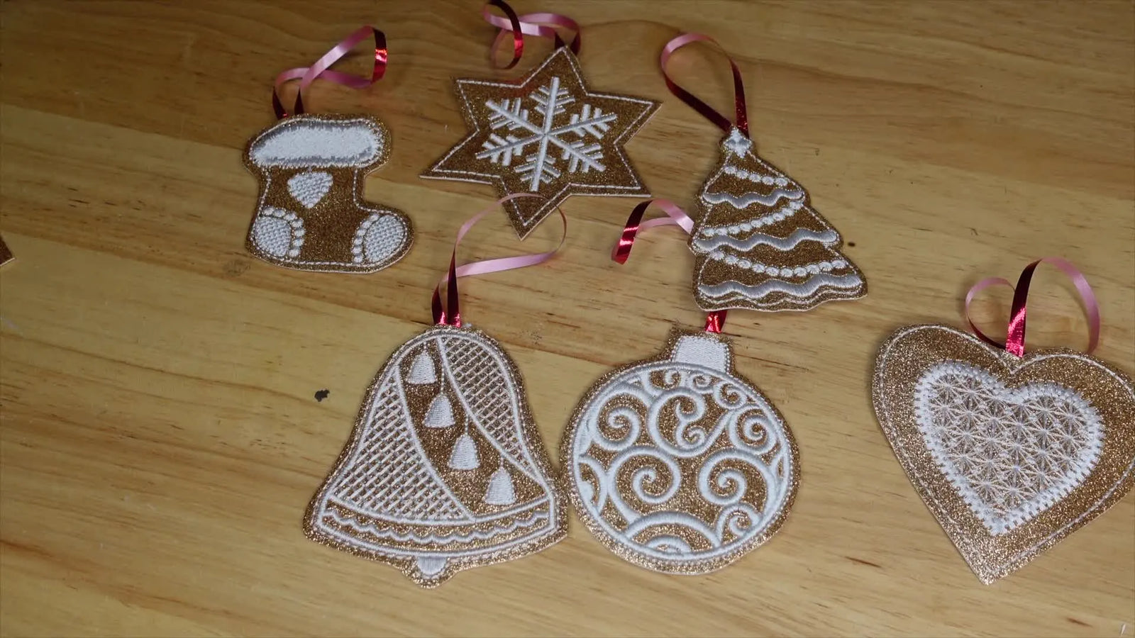 Sparkly In‑the‑Hoop Christmas Ornaments with Embroidery Vinyl: A Complete Guide