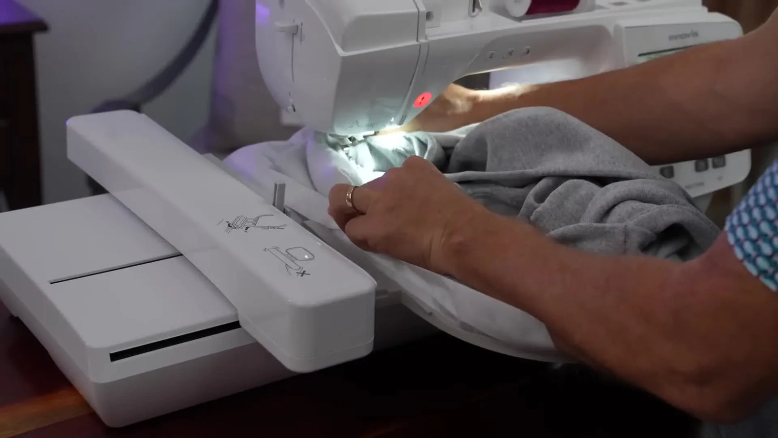 No More Hoop Burn on Sweatshirts: The Pre-Gauge Hooping Trick + A Clean Appliqué “MAMA” Finish on a Brother Single-Needle