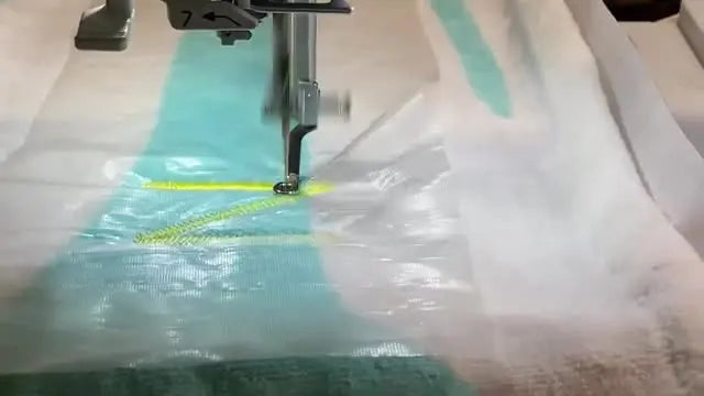 Stop Fighting Thick Towels: A Janome Memory Craft 550E “Floating” Method for a Personalized Beach Towel + Mesh Bag Set