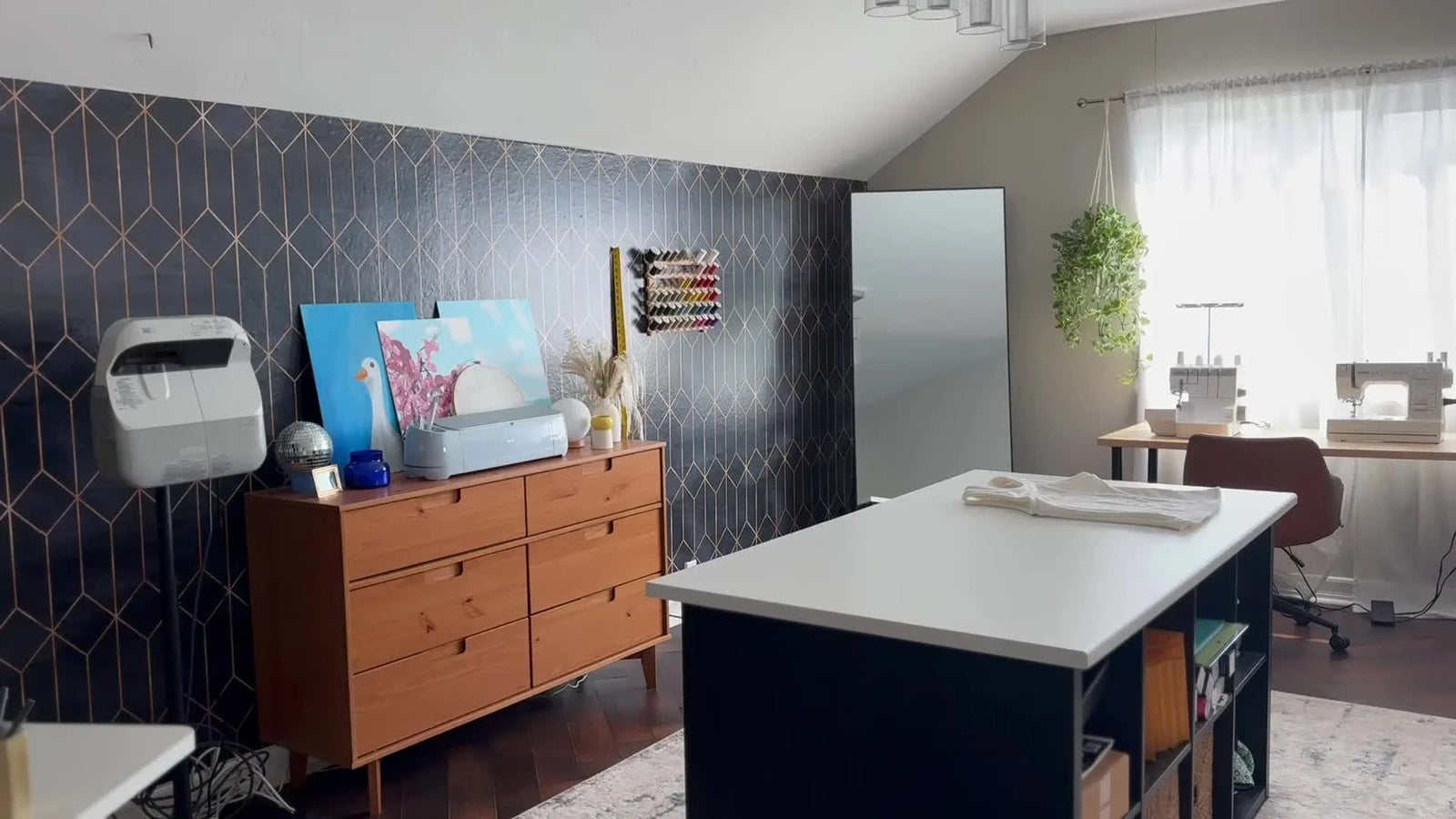 Tu cuarto de manualidades soñado: guía práctica para diseñarlo, organizarlo y disfrutarlo