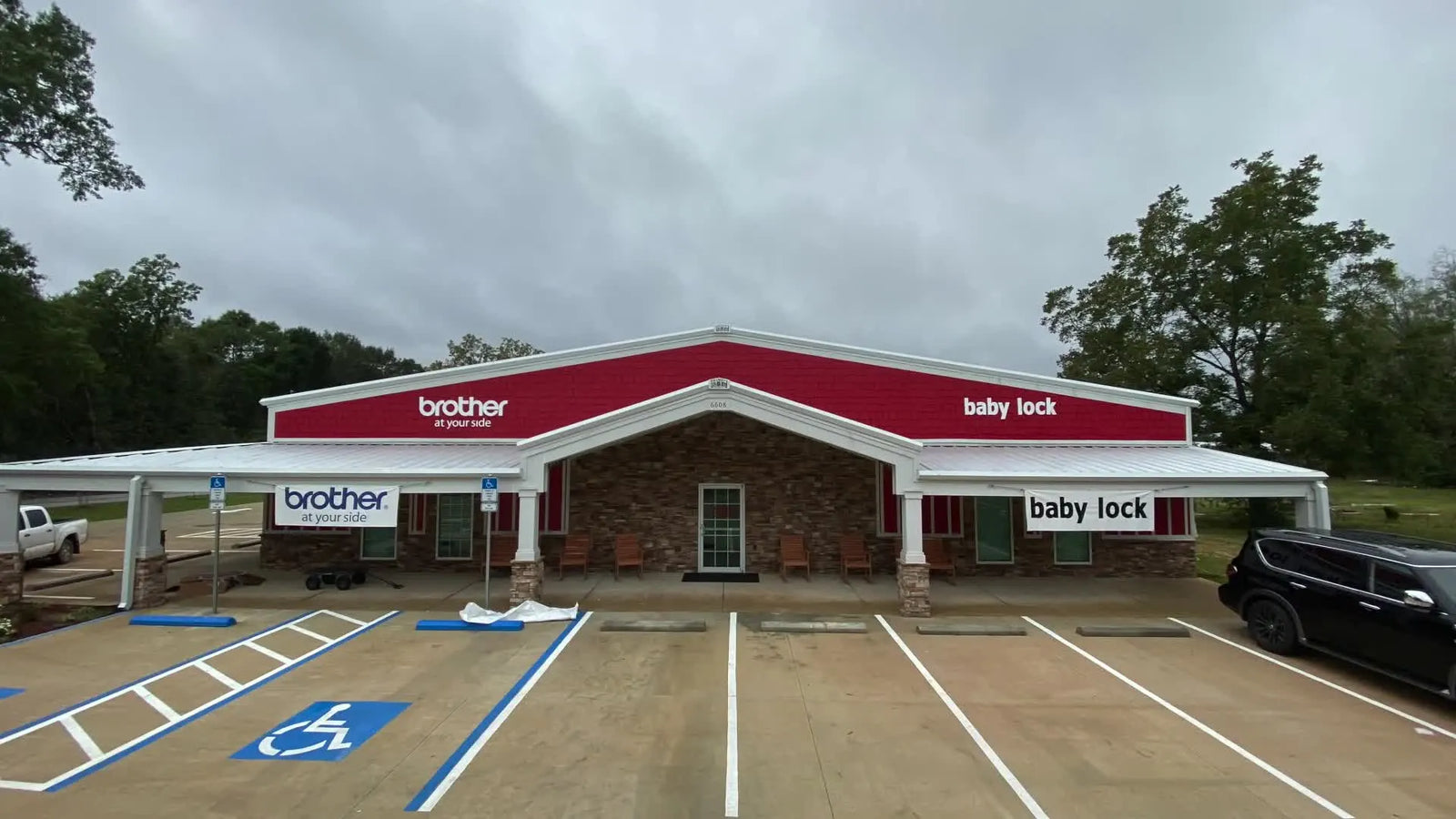 Enhebrado perfecto en máquinas de bordado multinadelas: Brother y Baby Lock paso a paso