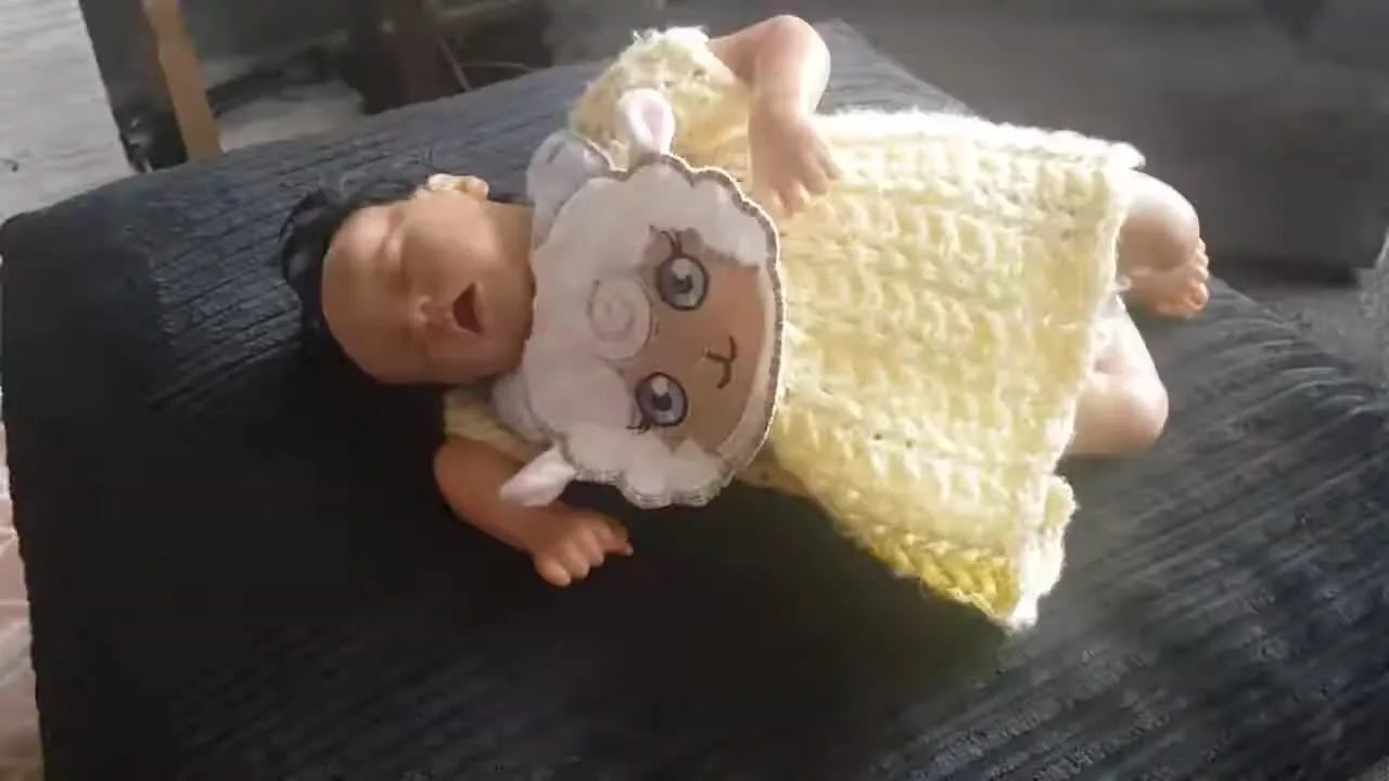 ITH Sheep Baby Bib on a Brother Entrepreneur: Clean Appliqué, Fluffy Minky, and a Backside Finish You’ll Be Proud Of