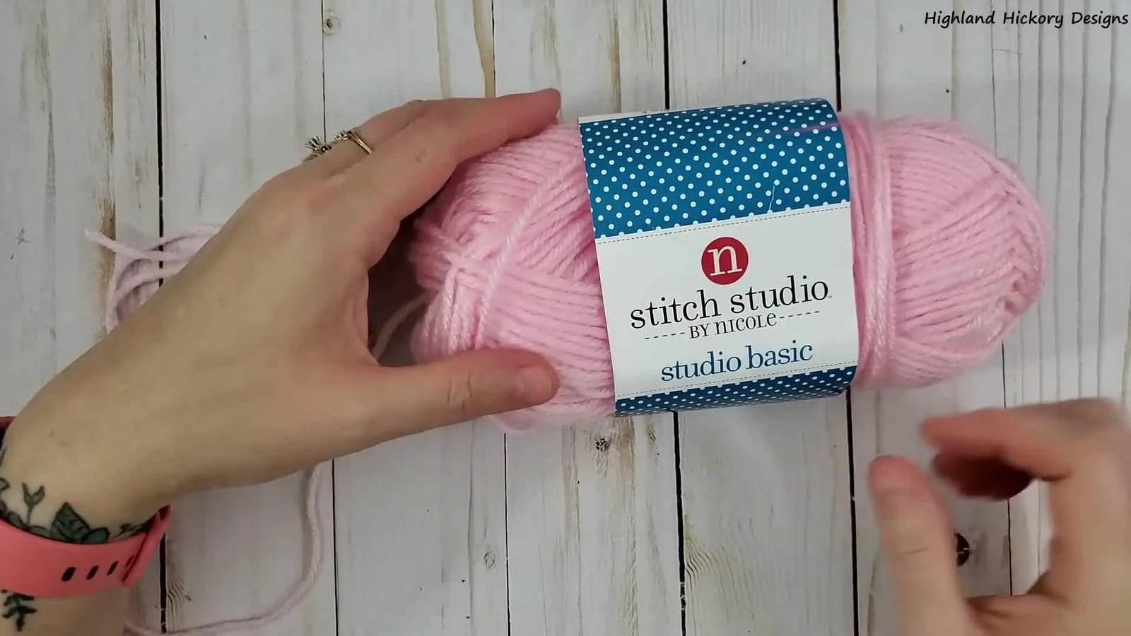 Pelotes et petites bobines de fil : 3 méthodes simples pour un crochet multicolore sans nœuds